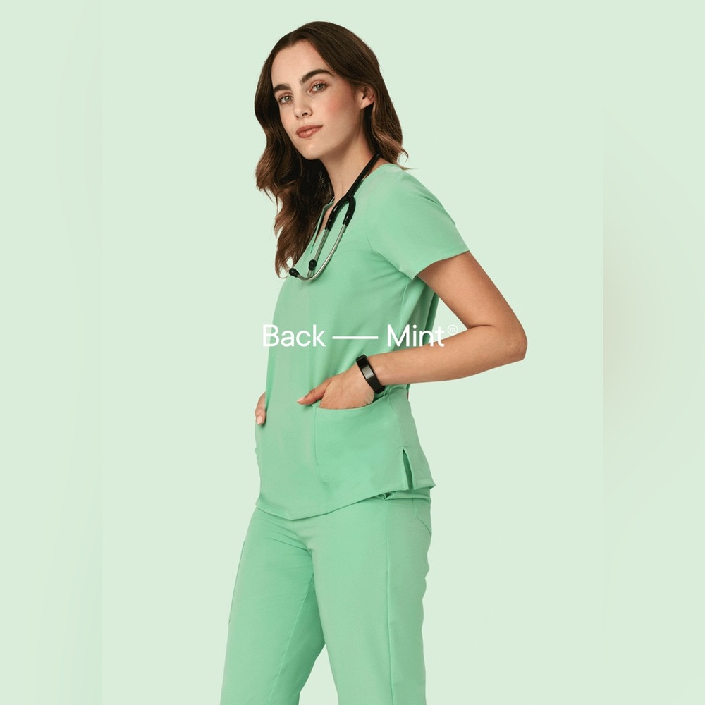 Mint mandala scrub set. Small top, SP joggers